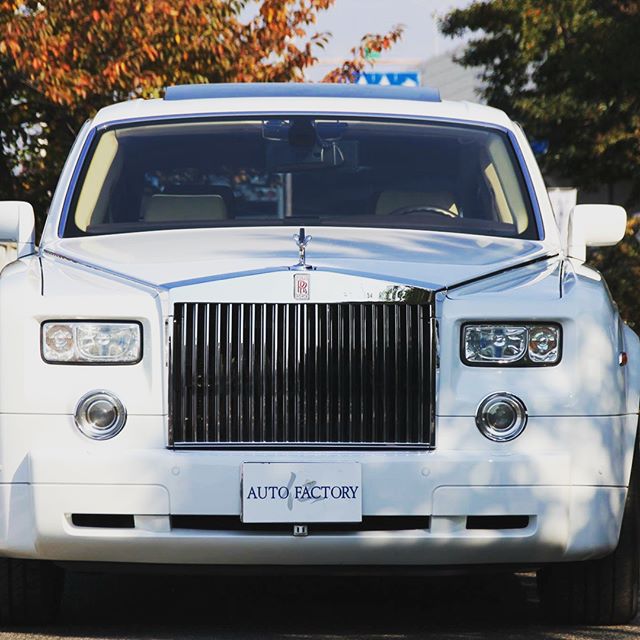 ⭐️新着入庫⭐️ ～2006y Rolls Royce Phantom 6.6 SWB Version～ ★お車の詳細★